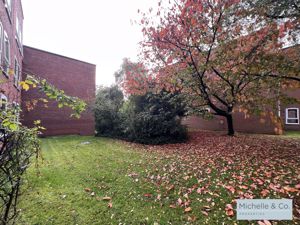 Communal Garden- click for photo gallery